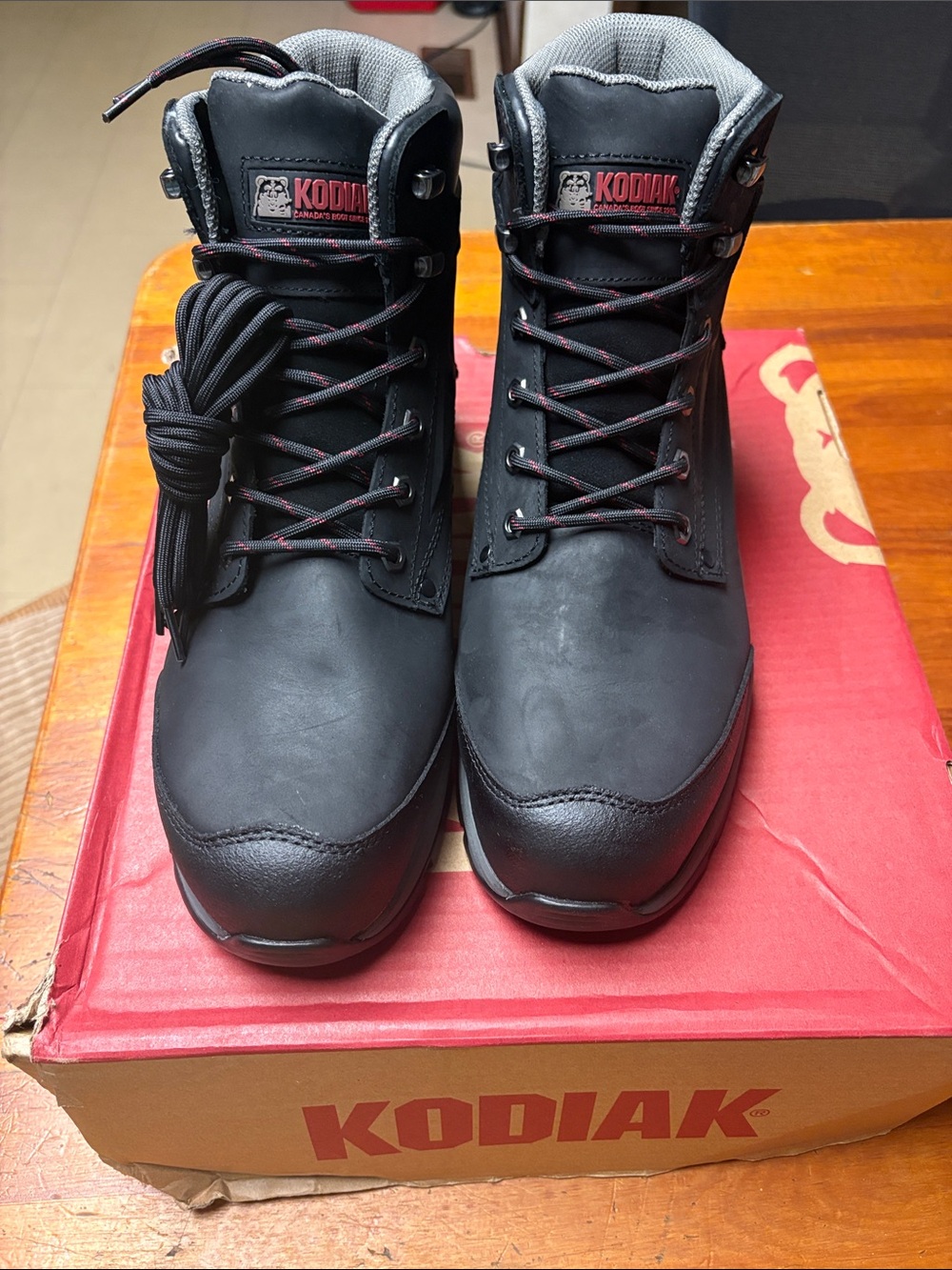 Kodiak Crusade Black Men's Lace-Up Work Boots with Red Accent Laces